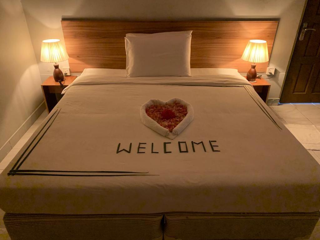 Royal Beach Dhigurah MALDIVES Exterior photo